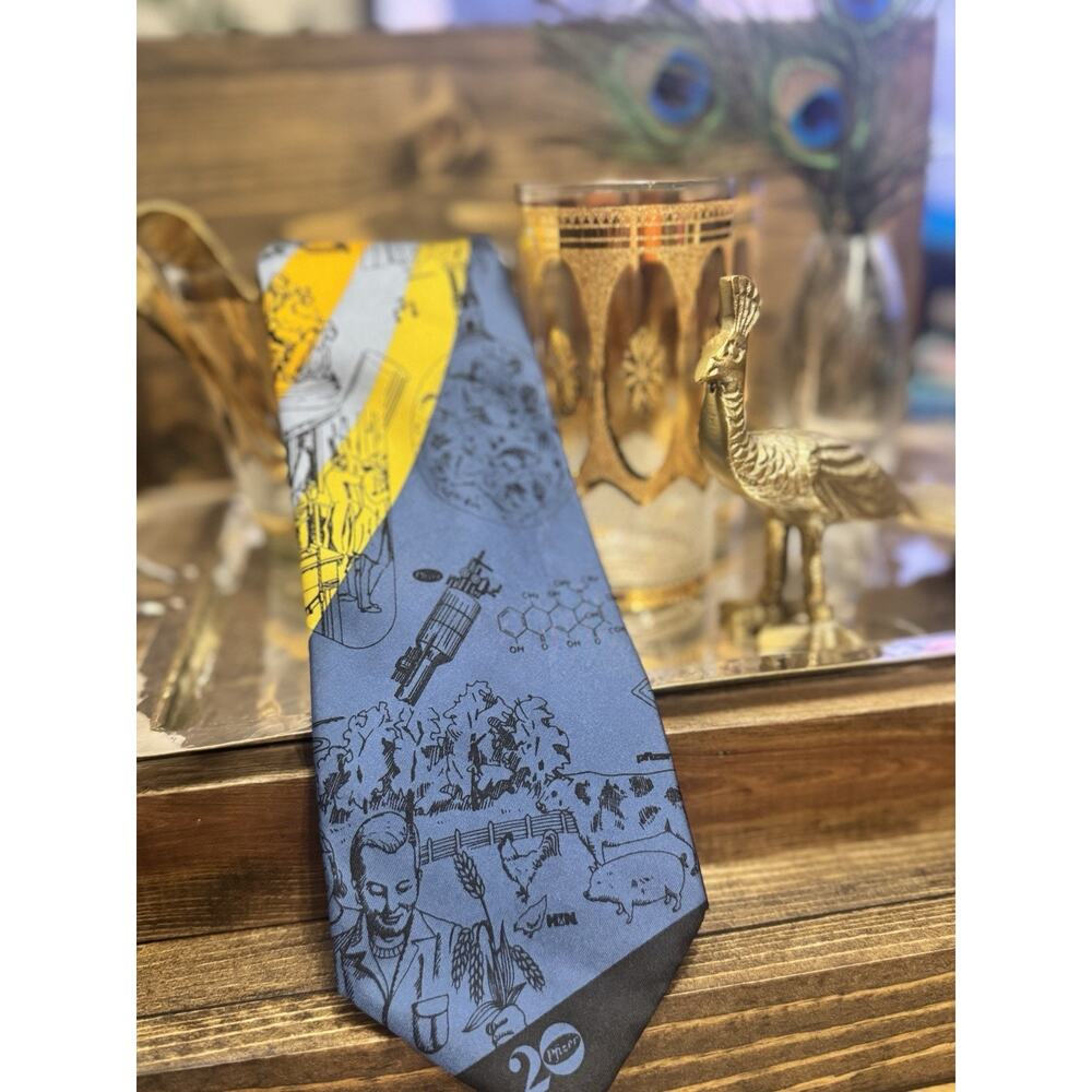Vintage Japan Taito Silk Pfizer Medical Pharmaceutical Tie 1975